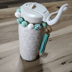 Stylish White and Mint Drinkware Tumbler